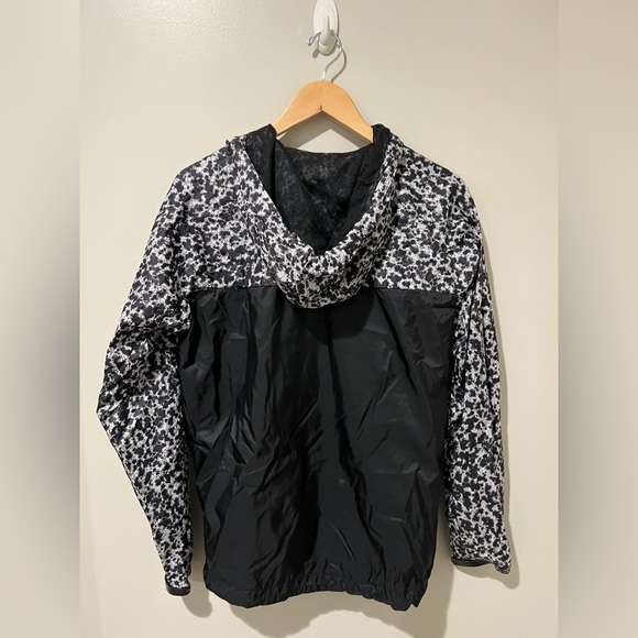 Adidas Originals Running Windbreaker Nylon Hoodie - Picture 6 of 9